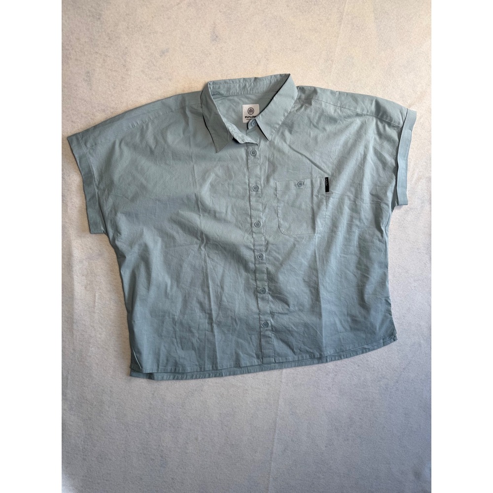 Flylow shirt Womens XL Blue Grey Short Sleeve Button Down Boxy Style 1330-2024